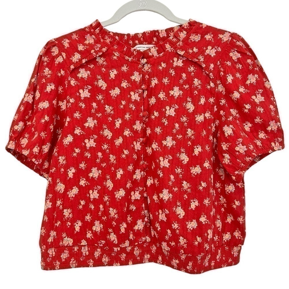 American Eagle Red Button Down Crop Top Short Sleeve in Size Large